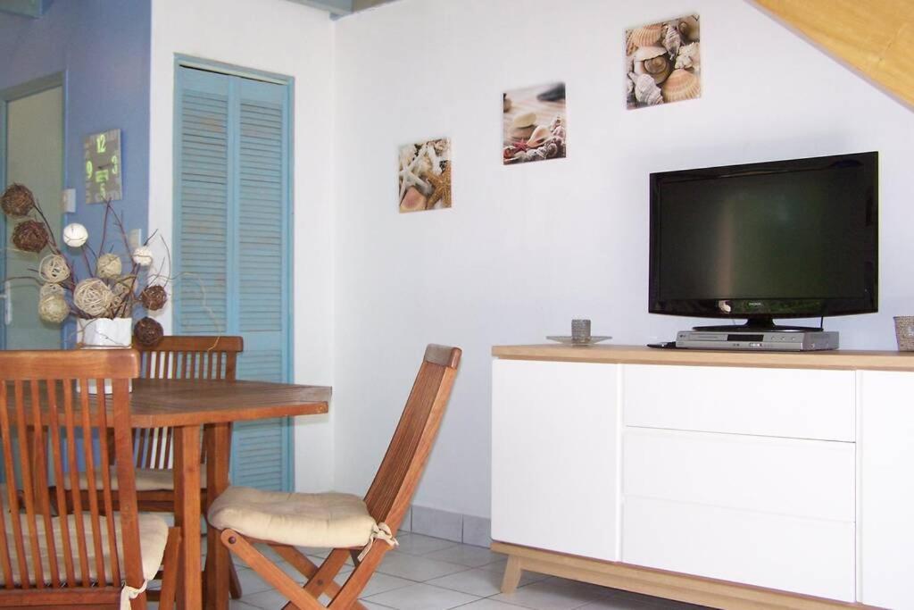 Maison Avec Jardin Clos. Animaux Acceptes - Wifi - Proche Plages De La Trinite Sur Mer Et Carnac Dış mekan fotoğraf